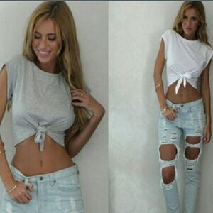 💙SALE💙 Sexy Midriff-Baring Top